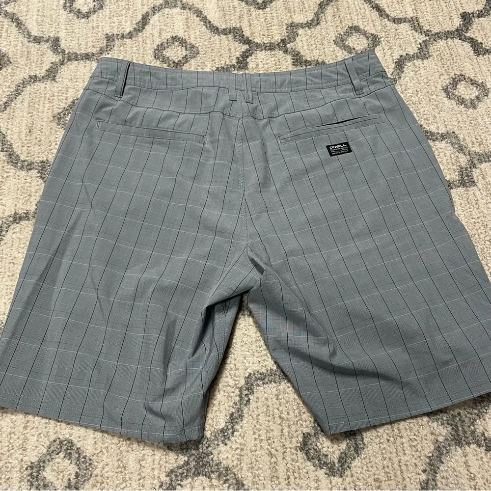 O’Neil hybrid shorts - Picture 2 of 3